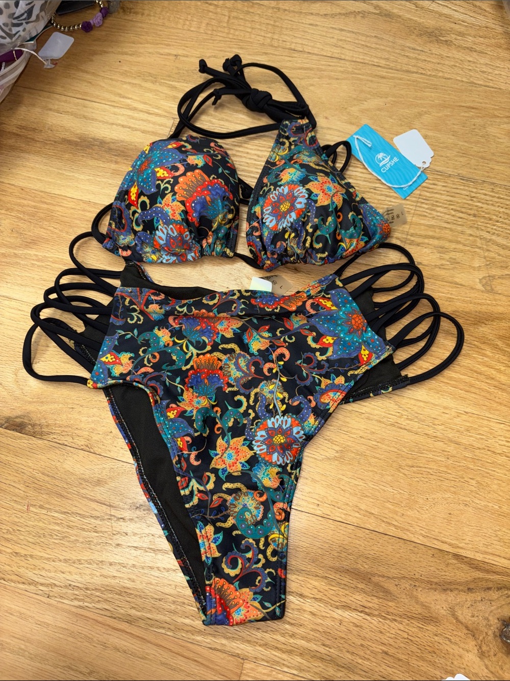 Cupshe Black Floral Paisley Strappy Bikini Set
